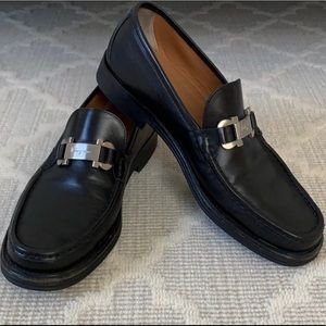 salvatore ferragamo men’s black loafers